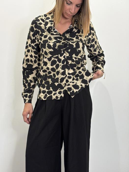 Camicia con stampa animalier