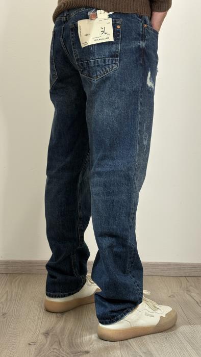 Jeans straight fit vintage wash con strappi