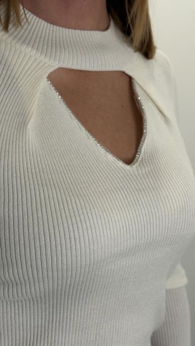 Maglia a costine con scollo cut-out